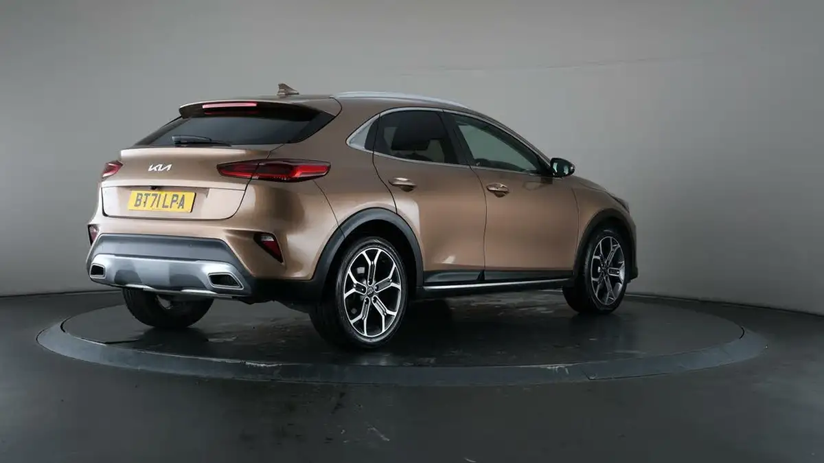 2022-kia-xceed-15-t-gdi-3-big-58