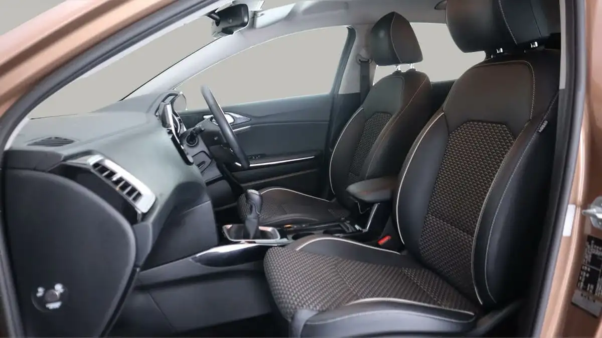 2022-kia-xceed-15-t-gdi-3-big-13