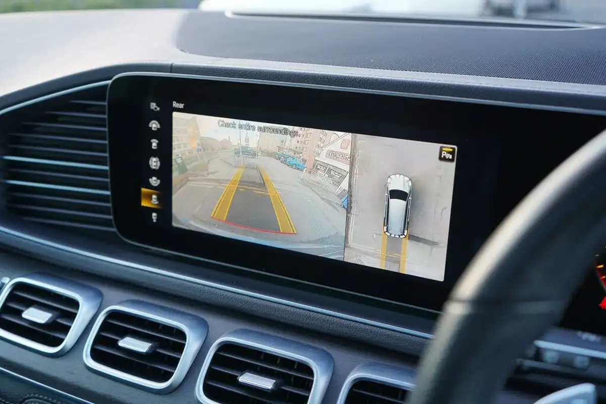 2021-mercedes-benz-gls-class-29d-gls400d-amg-line-premium-plus-big-14