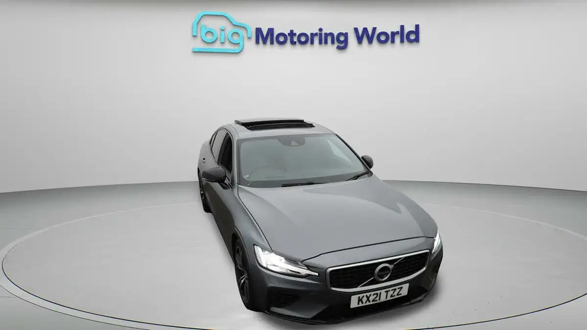 2021-volvo-s60-20-t8-r-design-plus-big-20