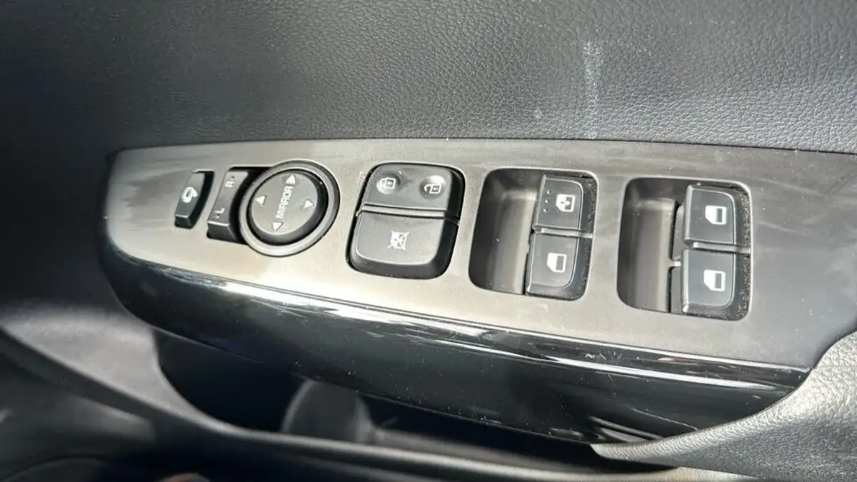 2023-kia-picanto-10-3-big-22
