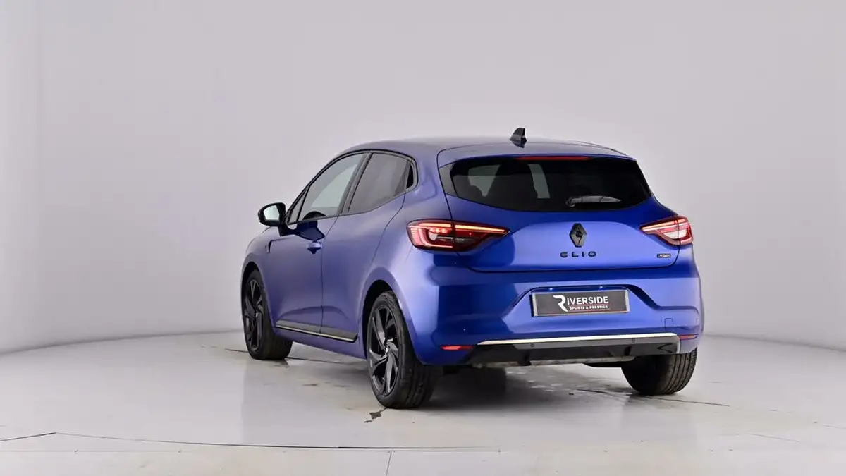 2023-renault-clio-16-engineered-big-69