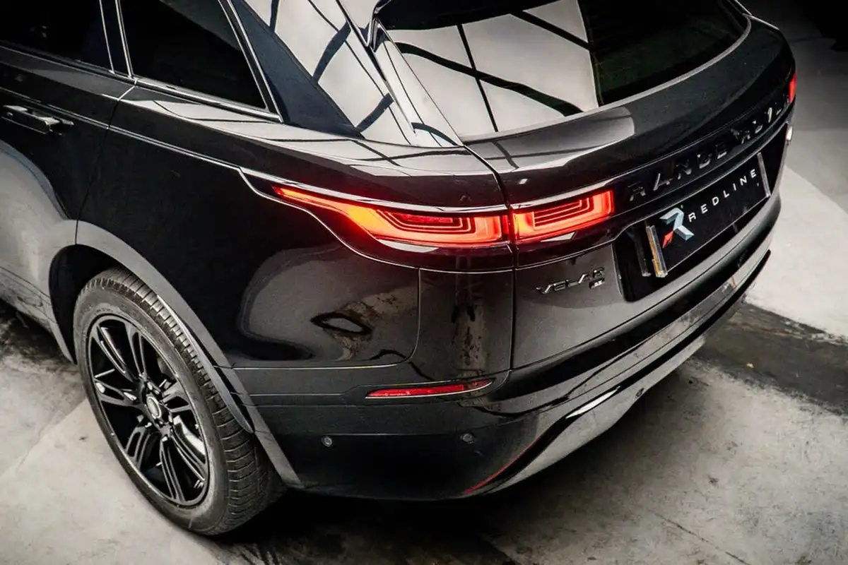 2021-land-rover-range-rover-velar-20-d200-velar-edition-big-17