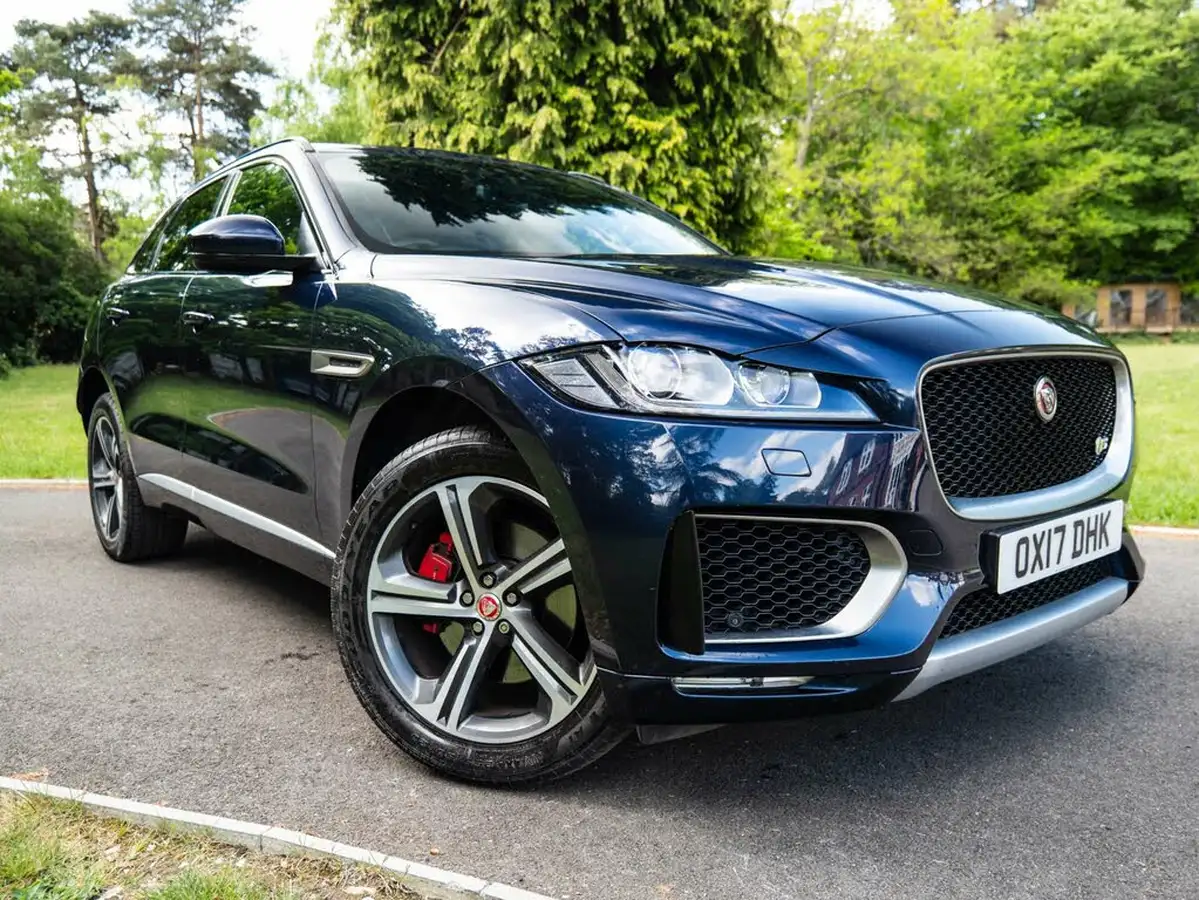 2017-jaguar-f-pace-30td-s-big-17