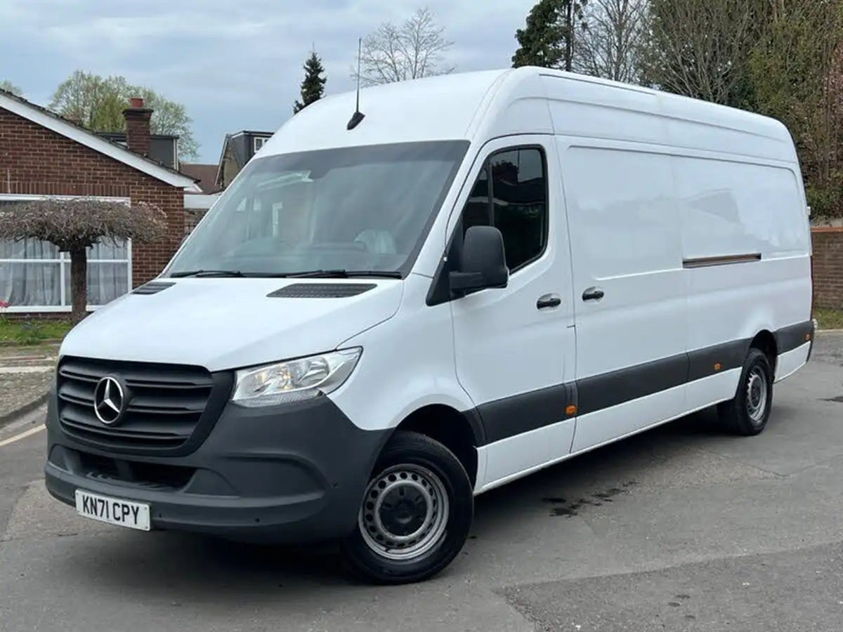 2021-mercedes-benz-sprinter-20cdi-315-l1h1-progressive-150pseu6dt-panel-rwd-eco-gear-360-big-32