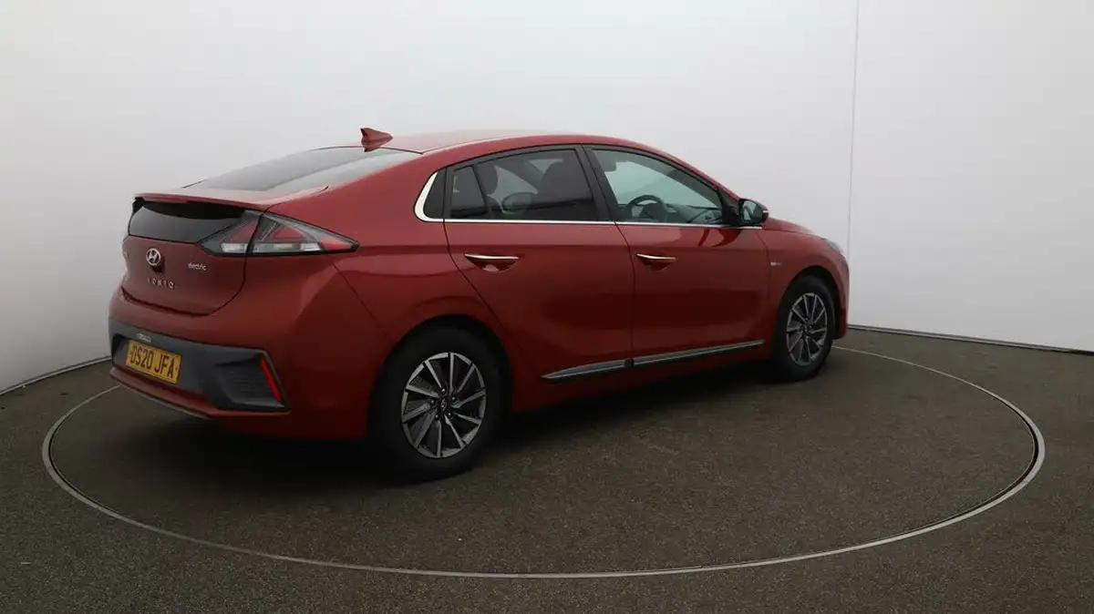 2020-hyundai-ioniq-e-premium-se-electric-100kw-big-46