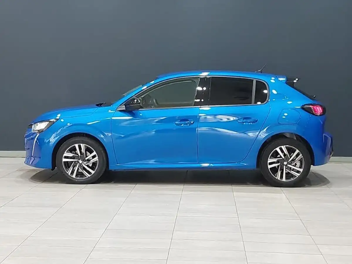 2023-peugeot-208-12-puretech-allure-premium-130ps-eat8-big-3