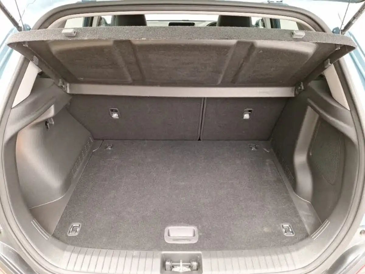 2020-hyundai-kona-e-premium-204ps-big-7