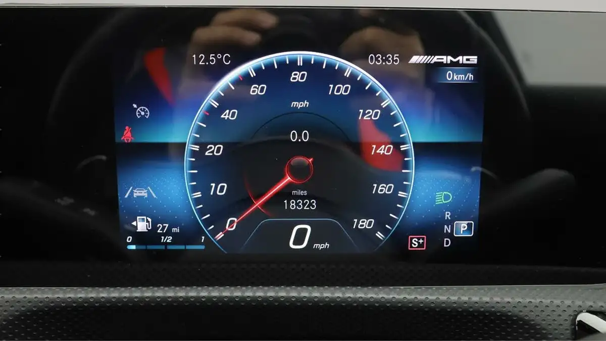 2020-mercedes-benz-a-class-20-a35-amg-executive-hatchback-5d-big-9