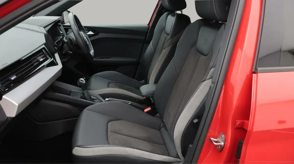 2019-audi-a1-20-40-tfsi-s-line-competition-big-14