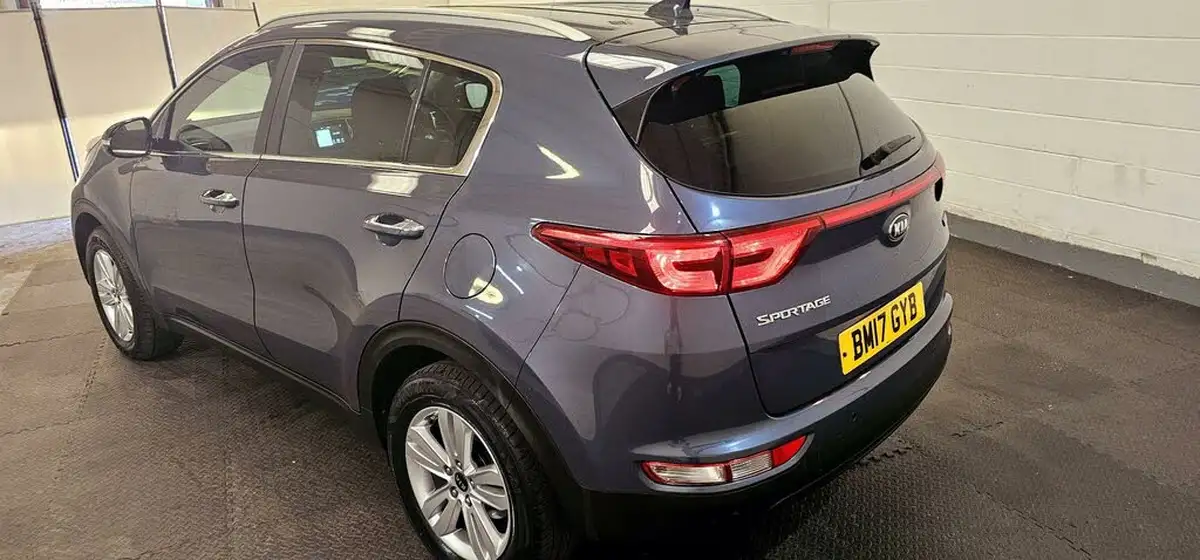 2017-kia-sportage-16-gdi-2-big-5
