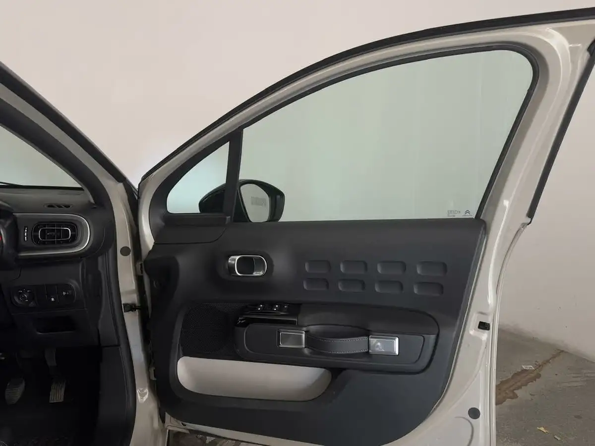 2023-citroen-c3-12-puretech-c-series-edition-83ps-ss-big-24