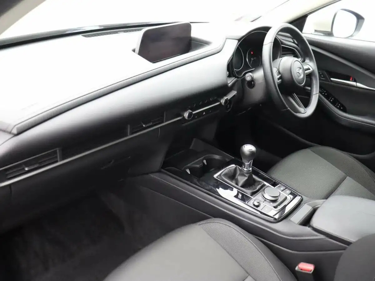 2022-mazda-cx-30-20-e-skyactiv-g-se-l-big-11