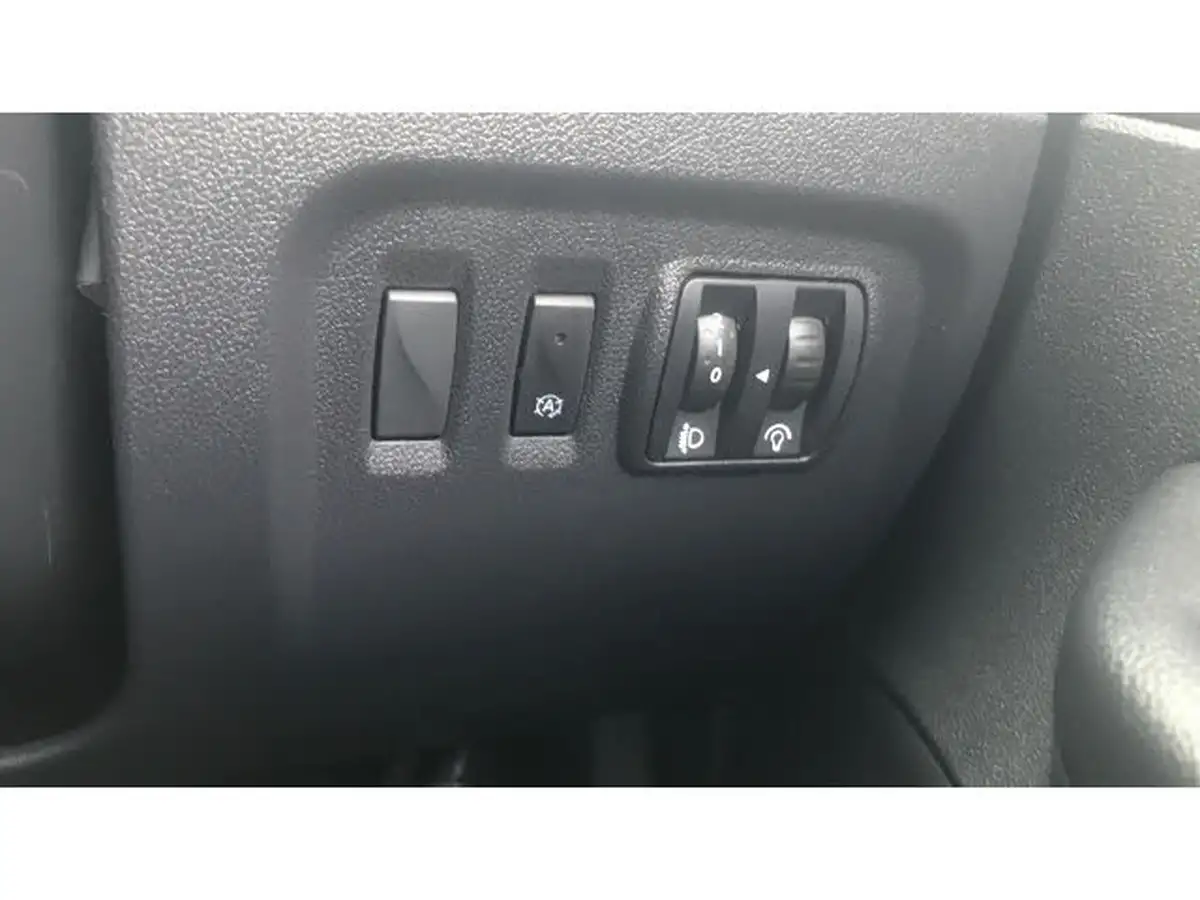 2018-renault-captur-09-tce-dynamique-nav-big-24