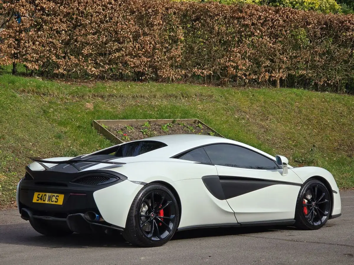 2016-mclaren-540c-38-big-2