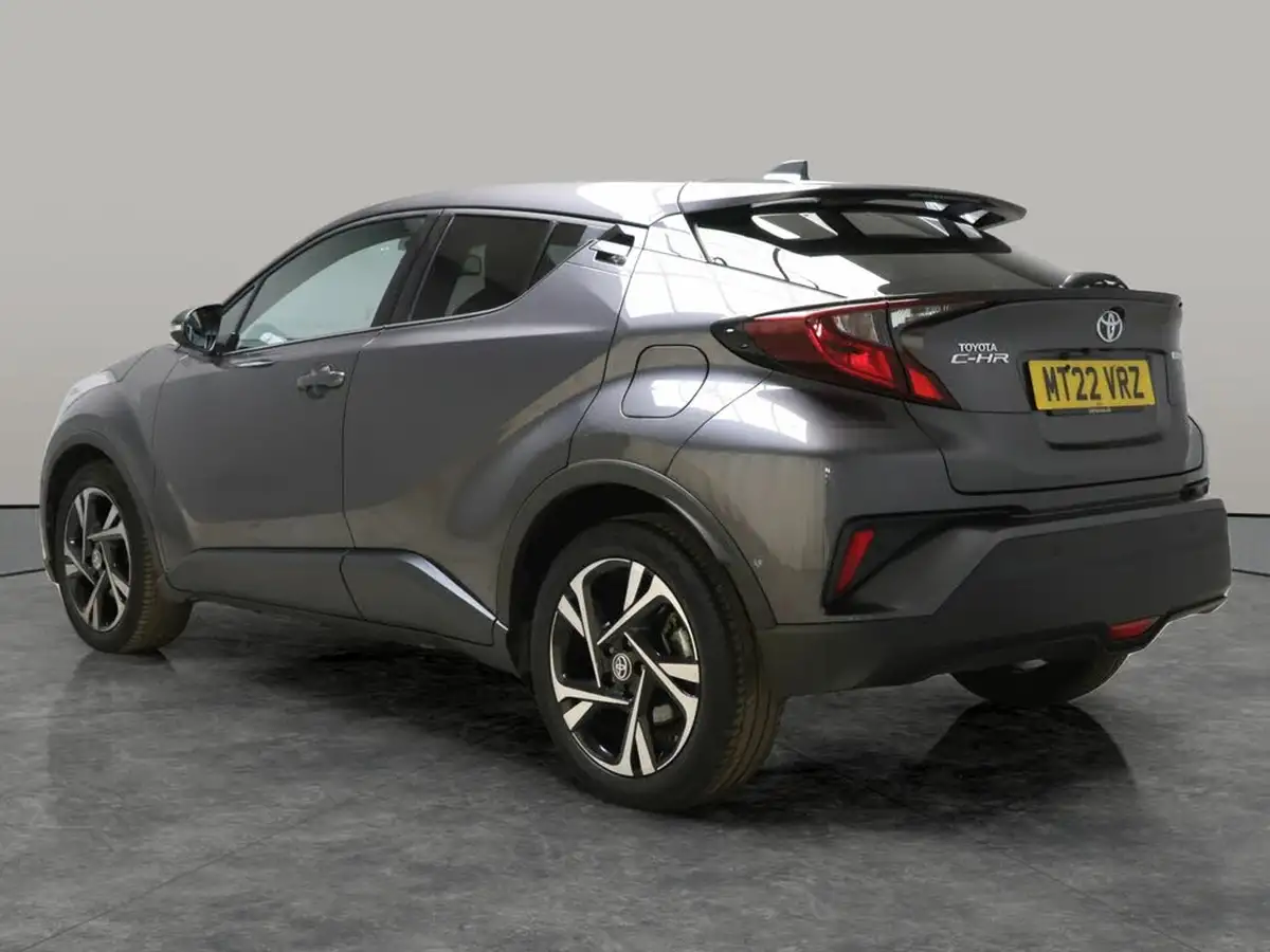 2022-toyota-c-hr-18-vvt-i-design-big-13