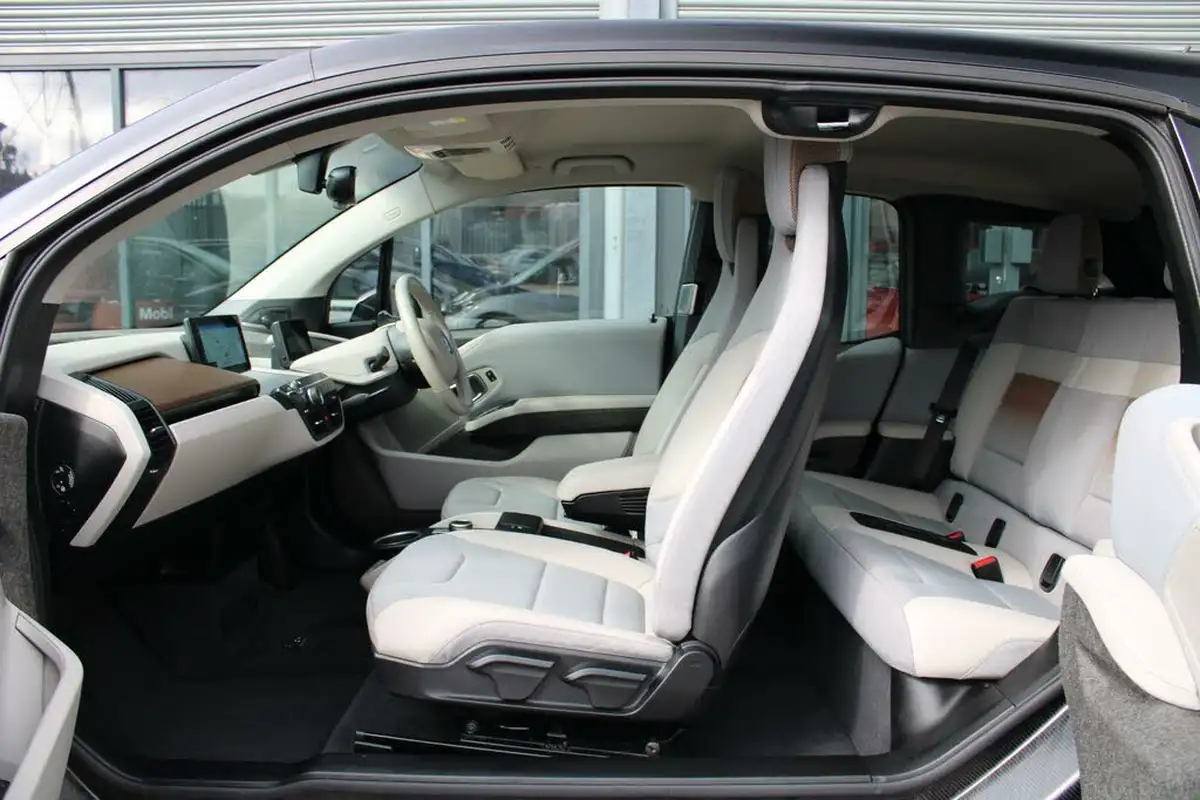 2022-bmw-i3-e-120-ah-s-big-13
