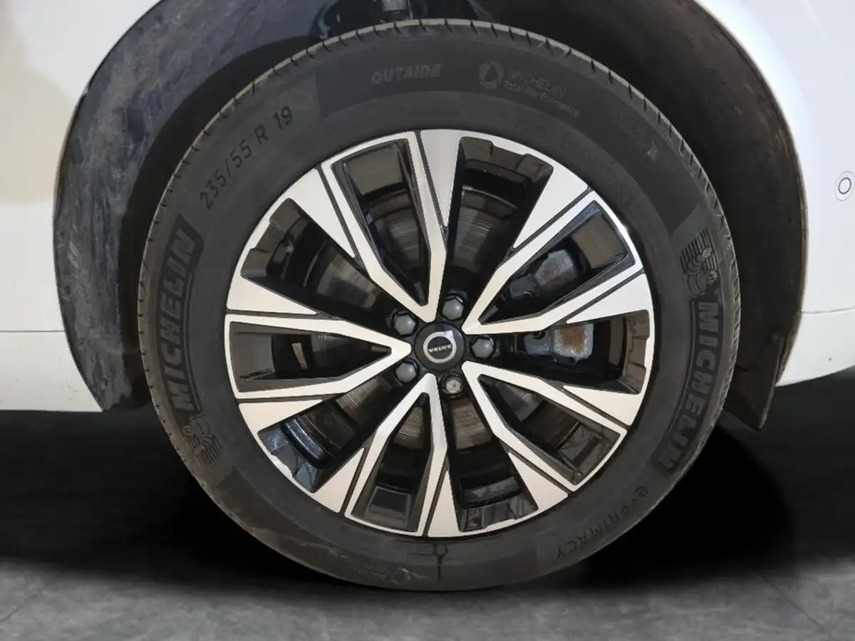 2023-volvo-xc60-20-b5-plus-big-31