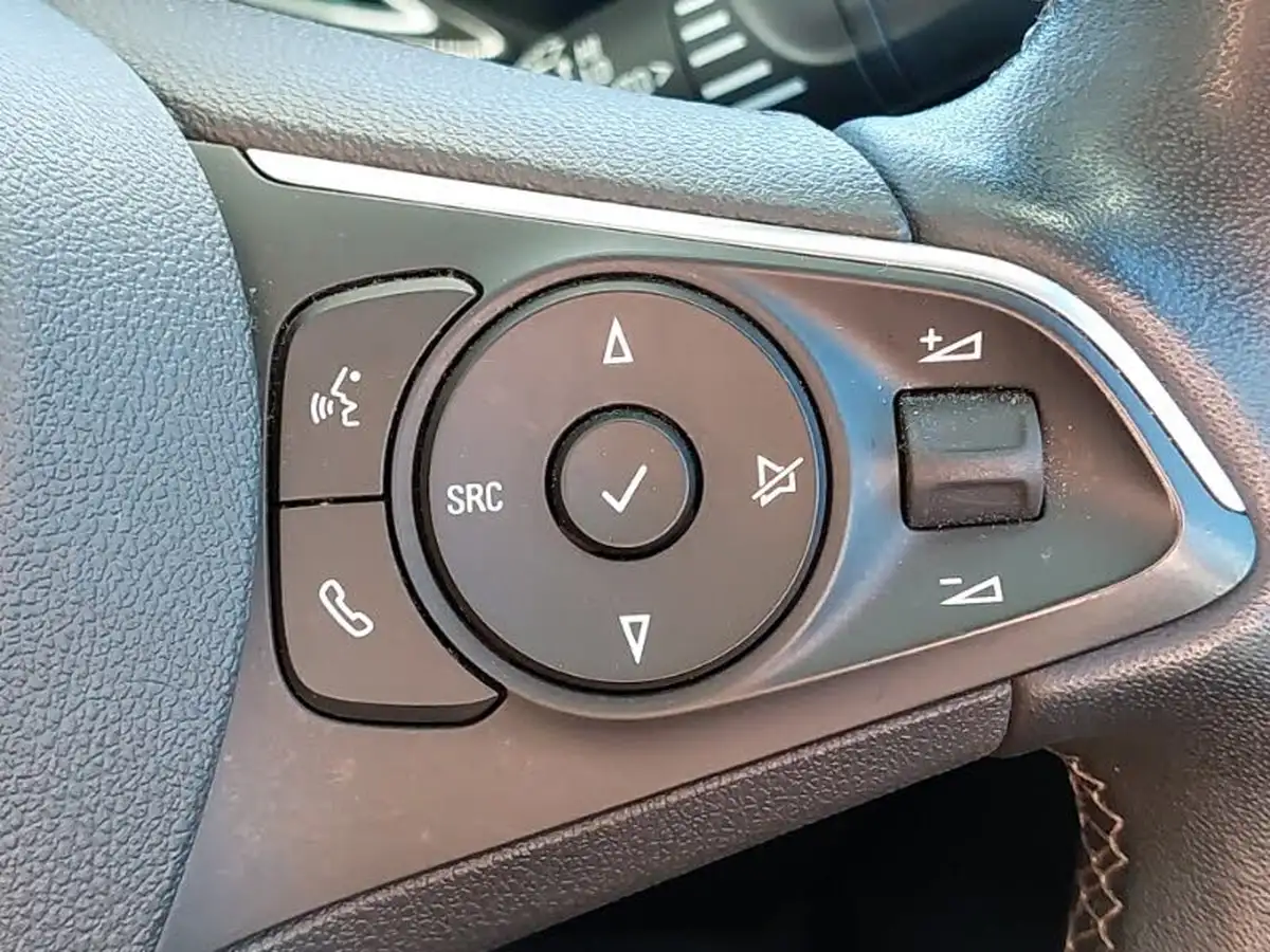 2022-vauxhall-mokka-12-elite-edition-100ps-big-17
