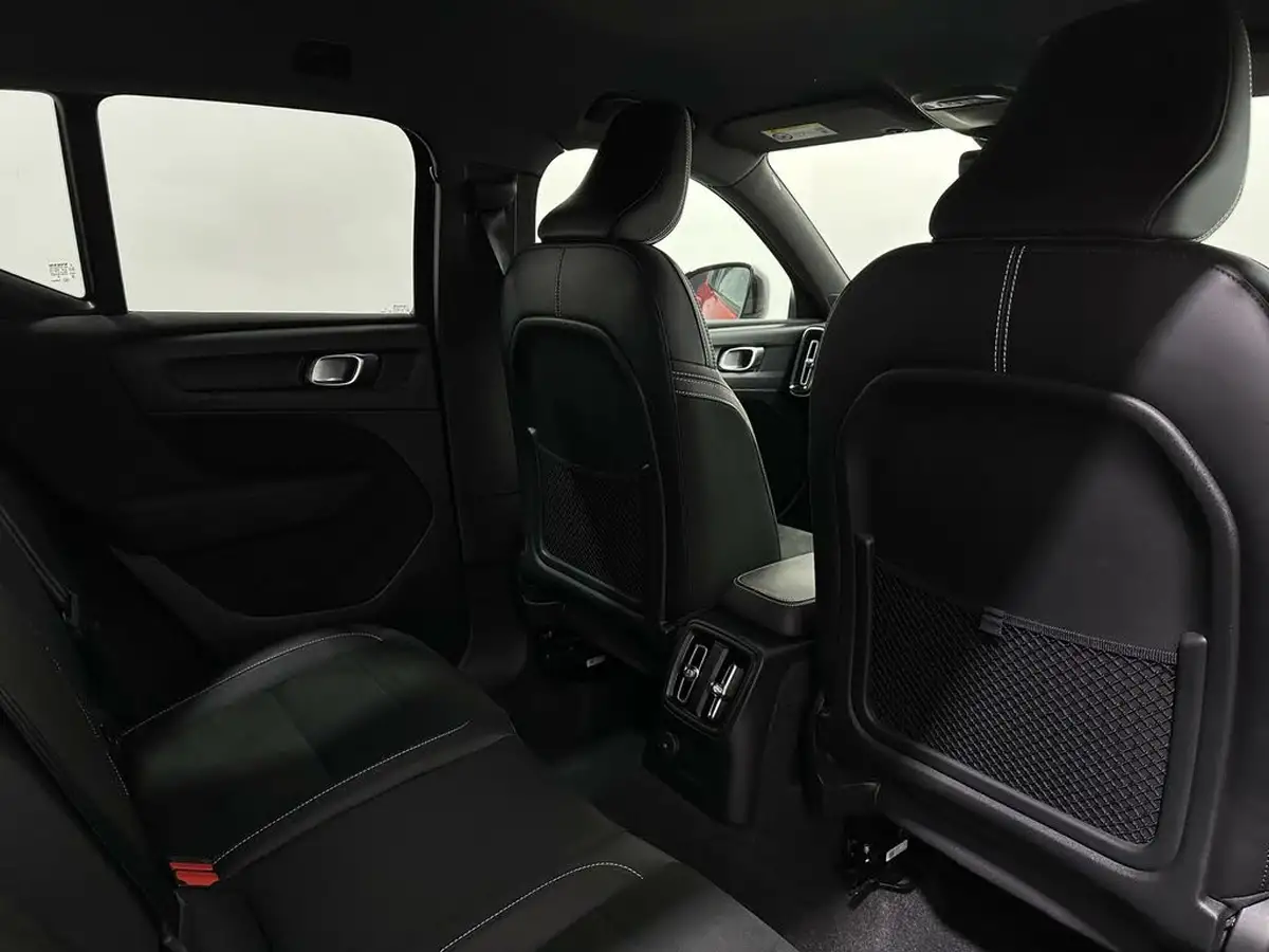 2021-volvo-xc40-15-t5-r-design-262bhp-big-34