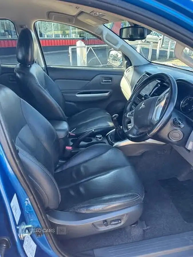 2019-mitsubishi-l200-24di-d-warrior-eu6b-big-16