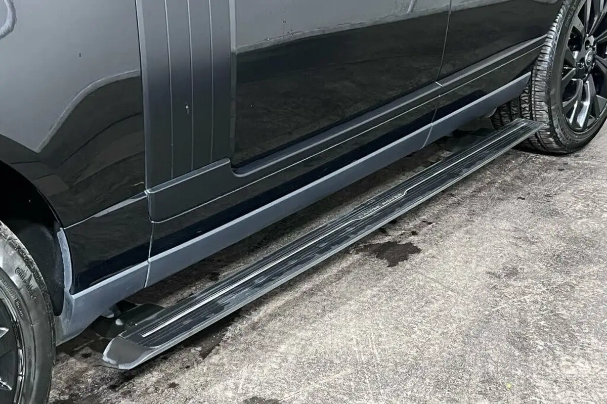 2019-land-rover-range-rover-20-p400e-vogue-big-17