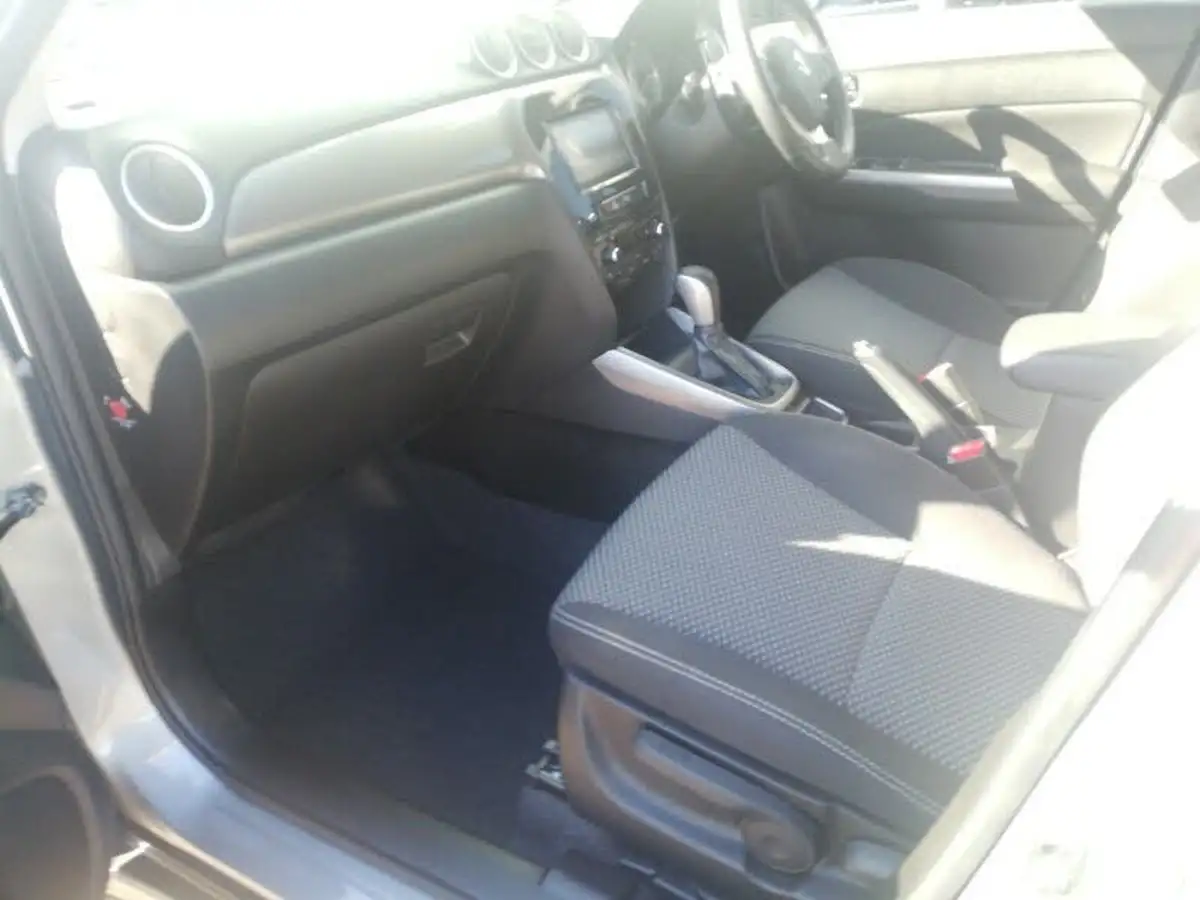 2022-suzuki-vitara-14-boosterjet-sz-t-auto-big-4