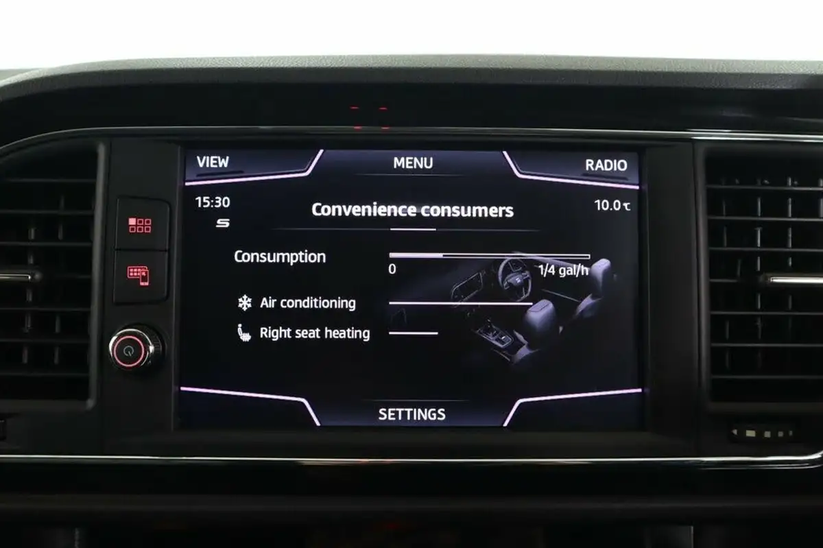 2019-seat-leon-20-tsi-fr-sport-hatchback-big-39
