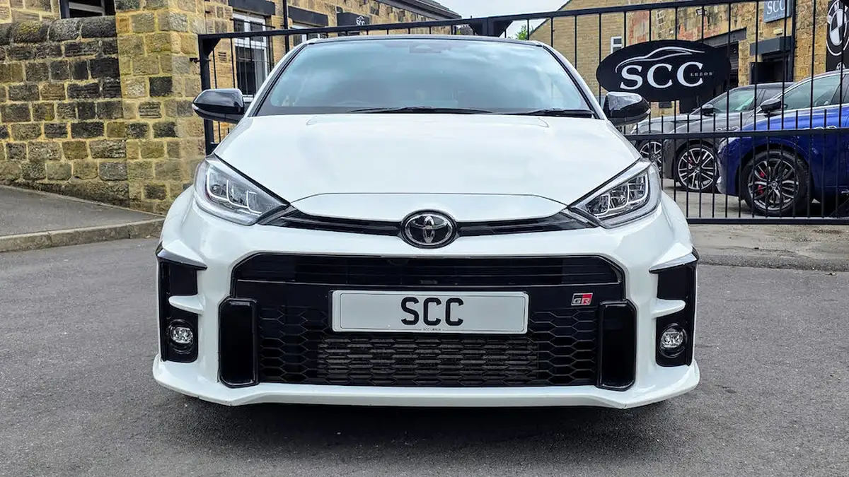 2021-toyota-yaris-16-gr-circuit-pack-big-1