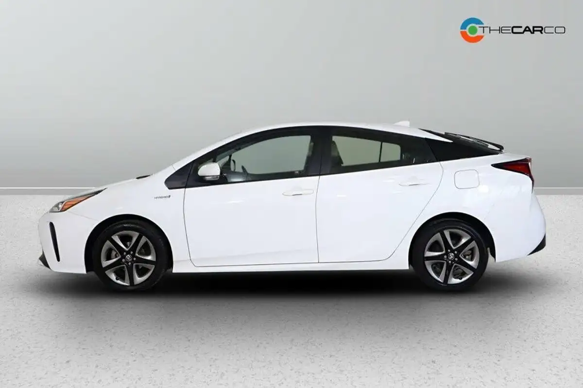 2019-toyota-prius-18-vvt-i-excel-cvt-big-4