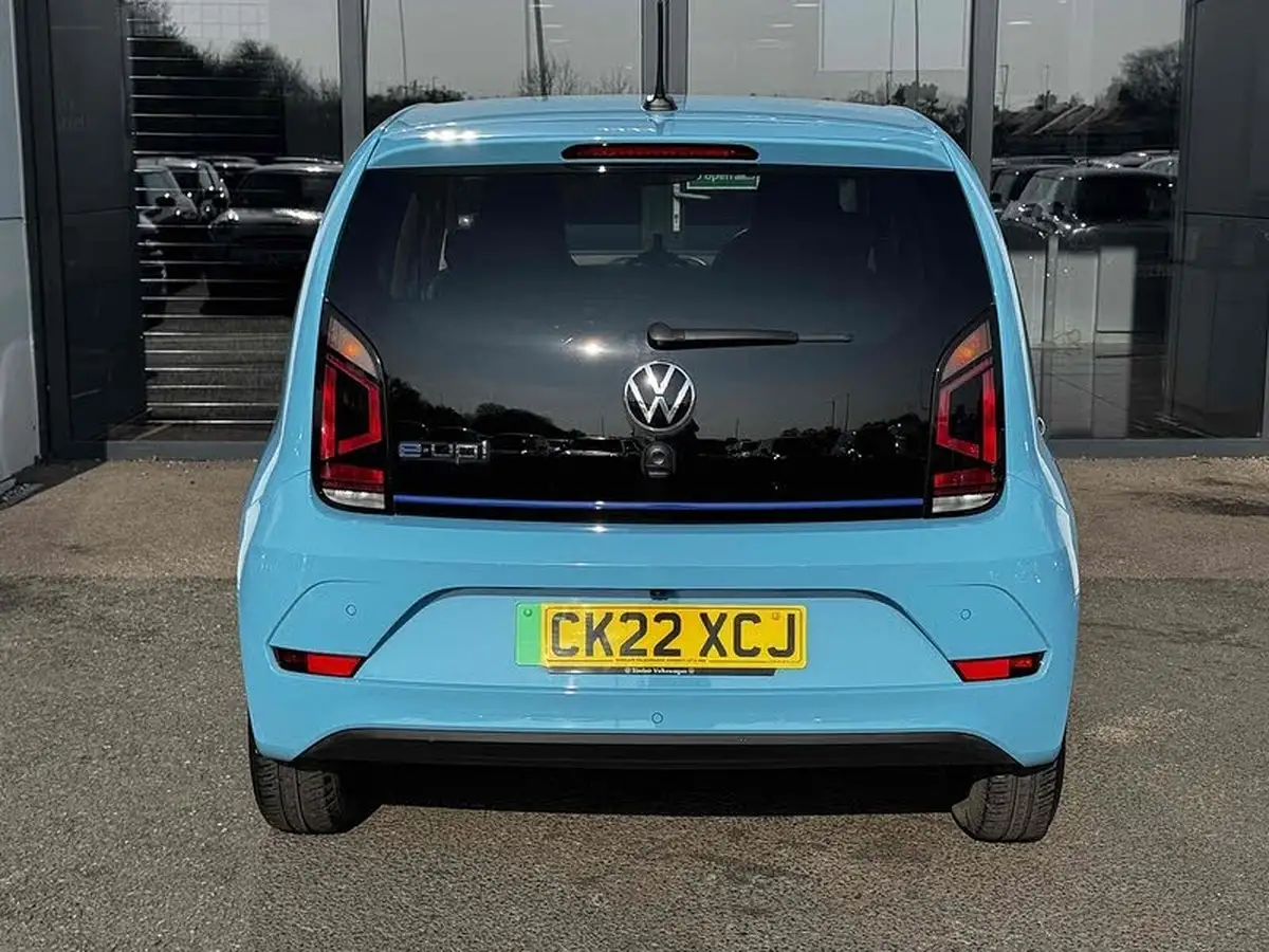 2022-volkswagen-up-e-e-up-big-2