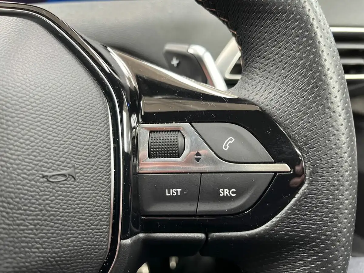 2021-peugeot-3008-suv-12-puretech-gt-premium-big-18