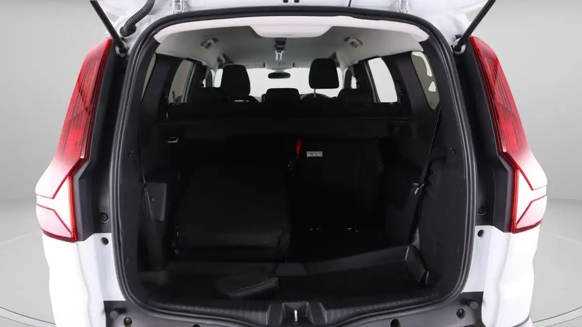2023-dacia-jogger-10-tce-extreme-se-big-17