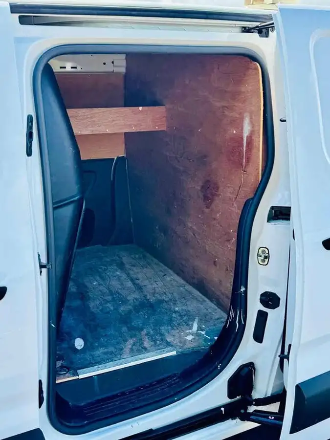 2020-citroen-berlingo-15bluehdi-650-enterprise-ss-big-16