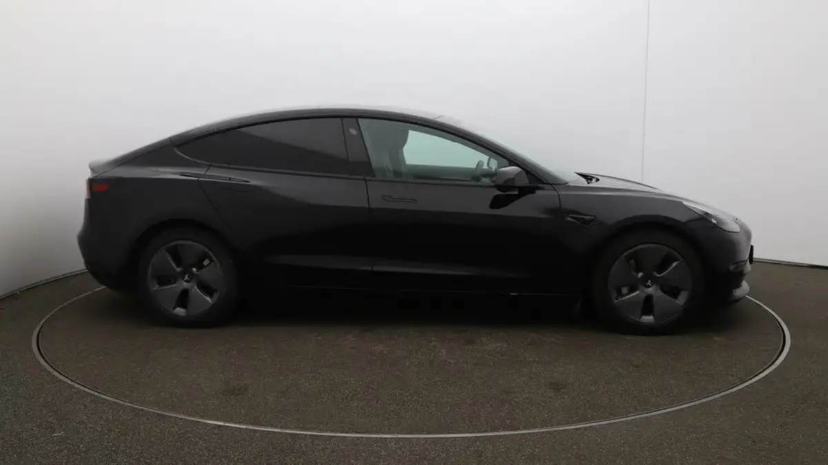 2021-tesla-model-3-e-long-range-4x4-big-41