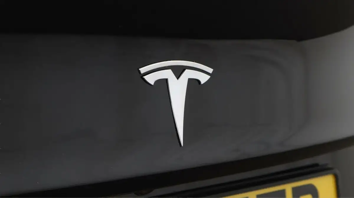 2021-tesla-model-3-e-long-range-4x4-big-20