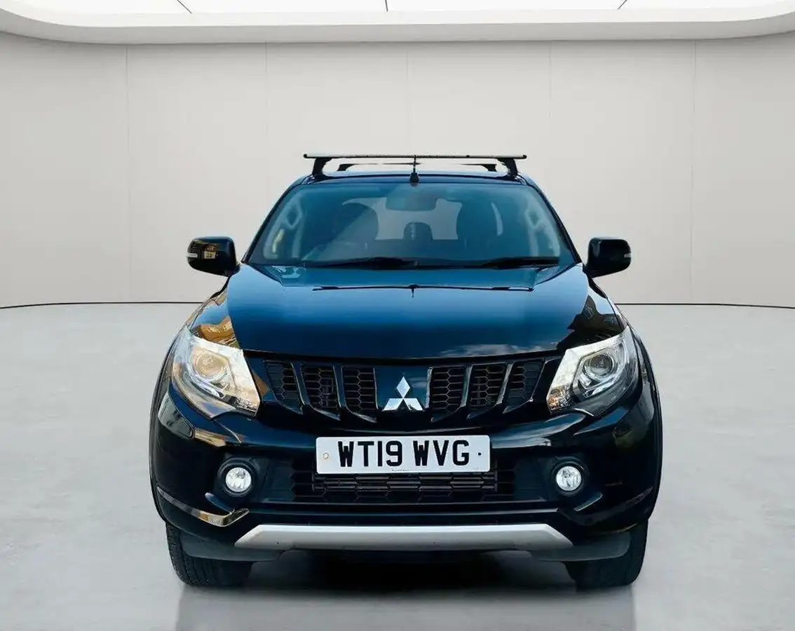 2019-mitsubishi-l200-24di-d-challenger-big-1