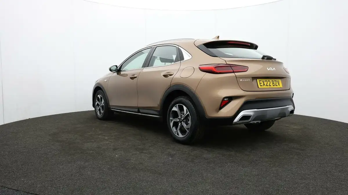 2022-kia-xceed-10-t-gdi-2-big-68