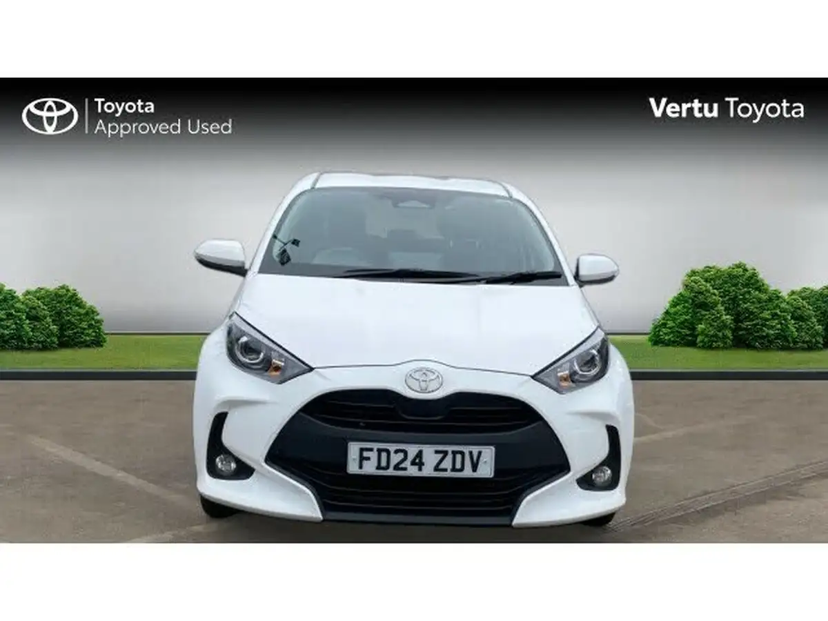 2024-toyota-yaris-15-vvt-i-icon-big-14