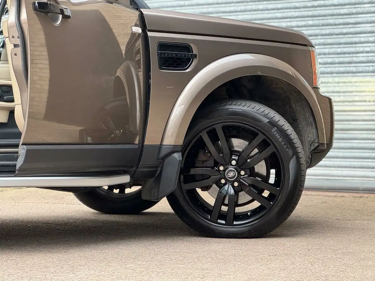 2013-land-rover-discovery-4-30td-hse-luxury-4x4-big-45