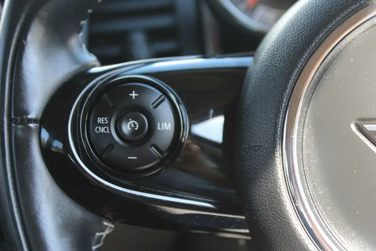 2019-mini-cooper-20-cooper-s-exclusive-189bhp-hatchback-5d-big-25