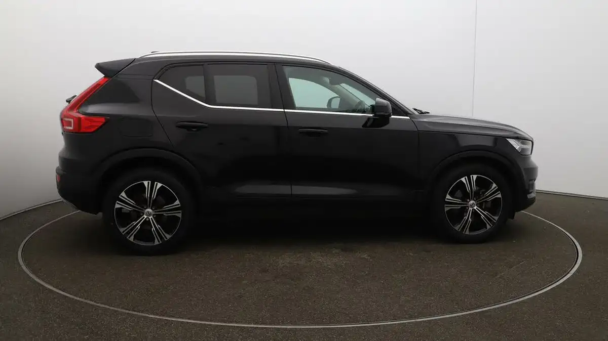 2021-volvo-xc40-20-b4-inscription-pro-197bhp-geartronic-big-41