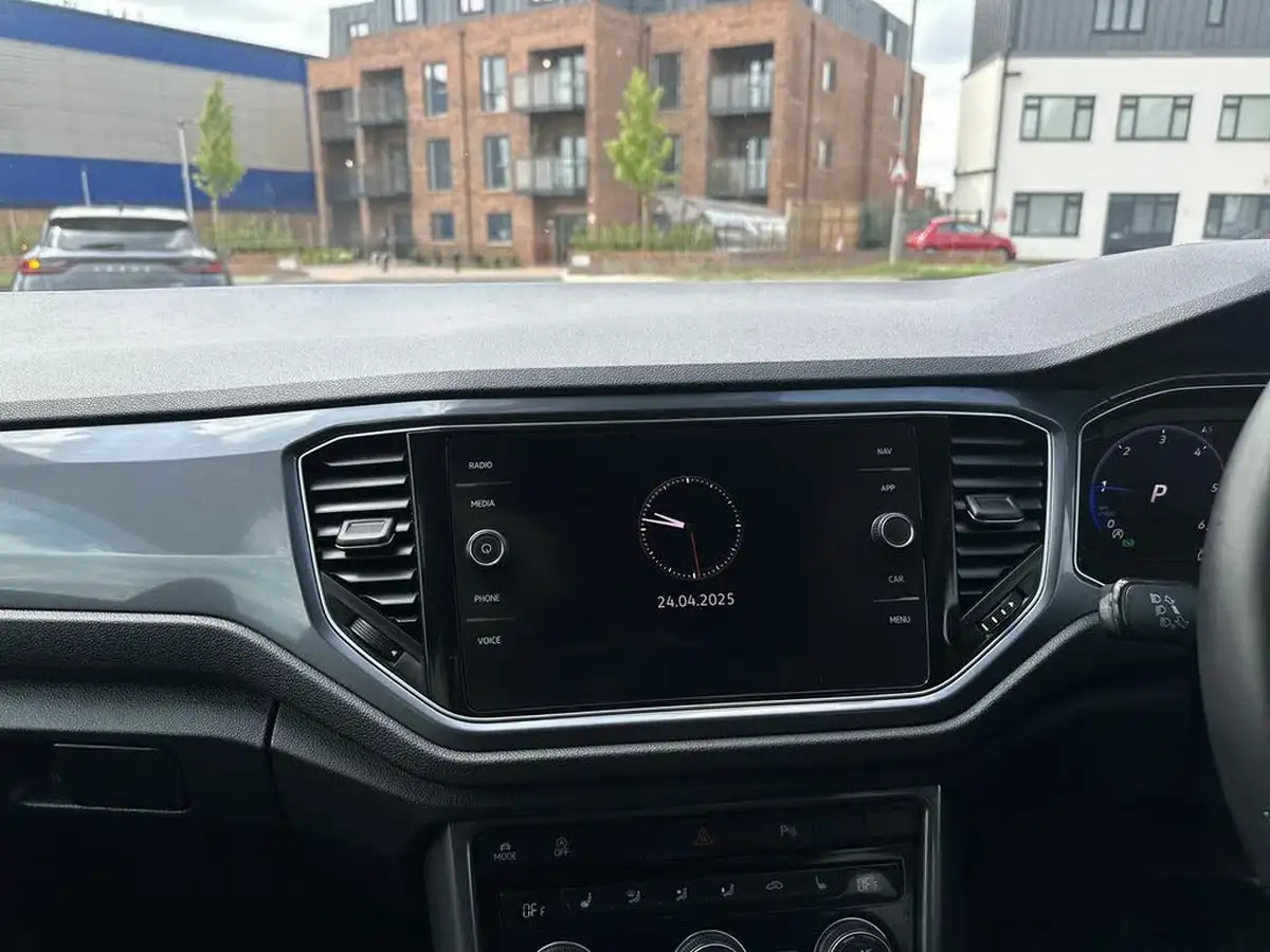 2021-volkswagen-t-roc-20tdi-r-line-evo-dsg-big-17