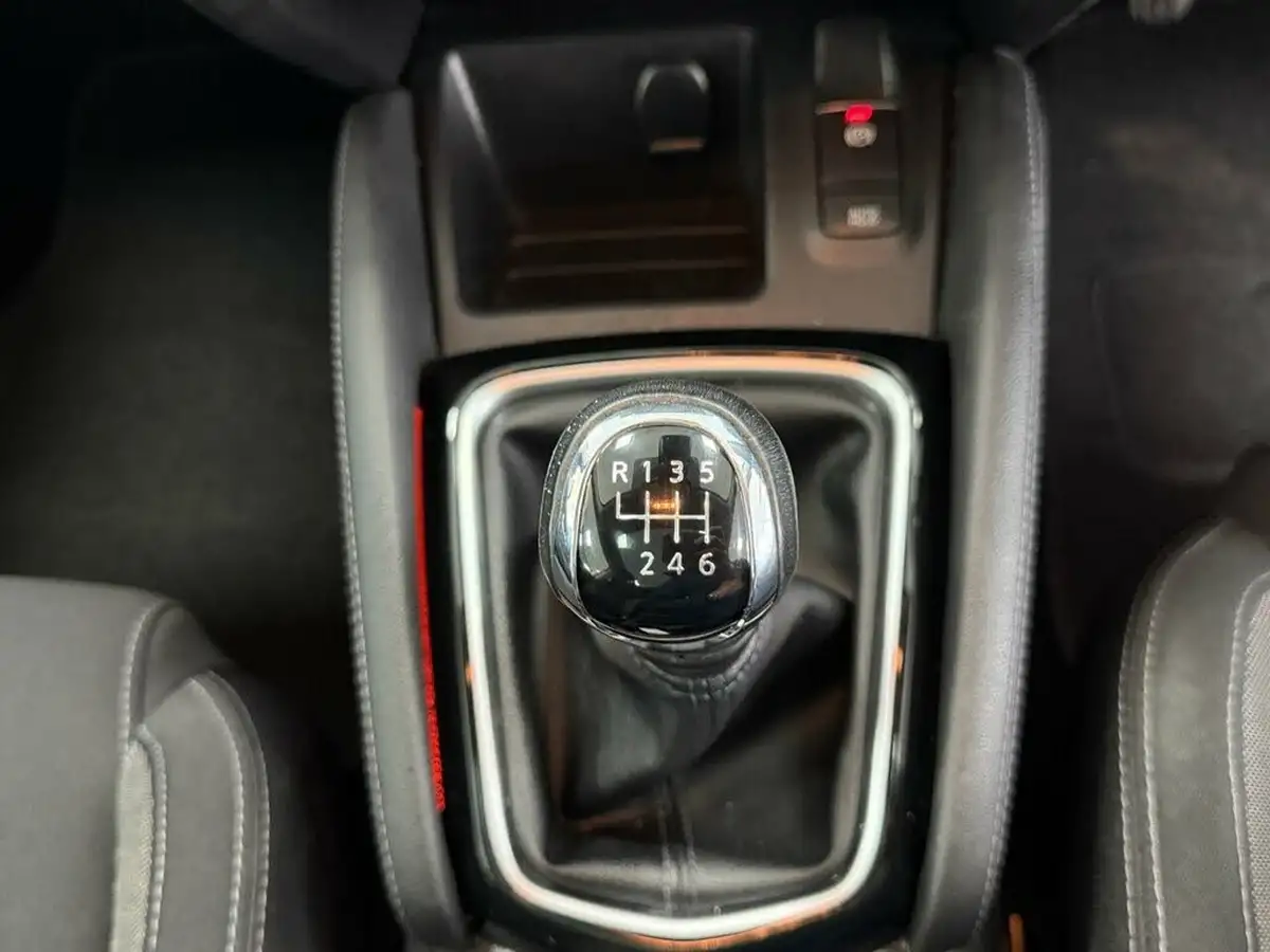 2021-nissan-qashqai-13-dig-t-n-connecta-140ps-big-55