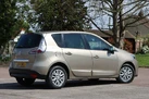 2014-renault-scenic-15td-dynamique-tom-tom-energy-ss-small-11