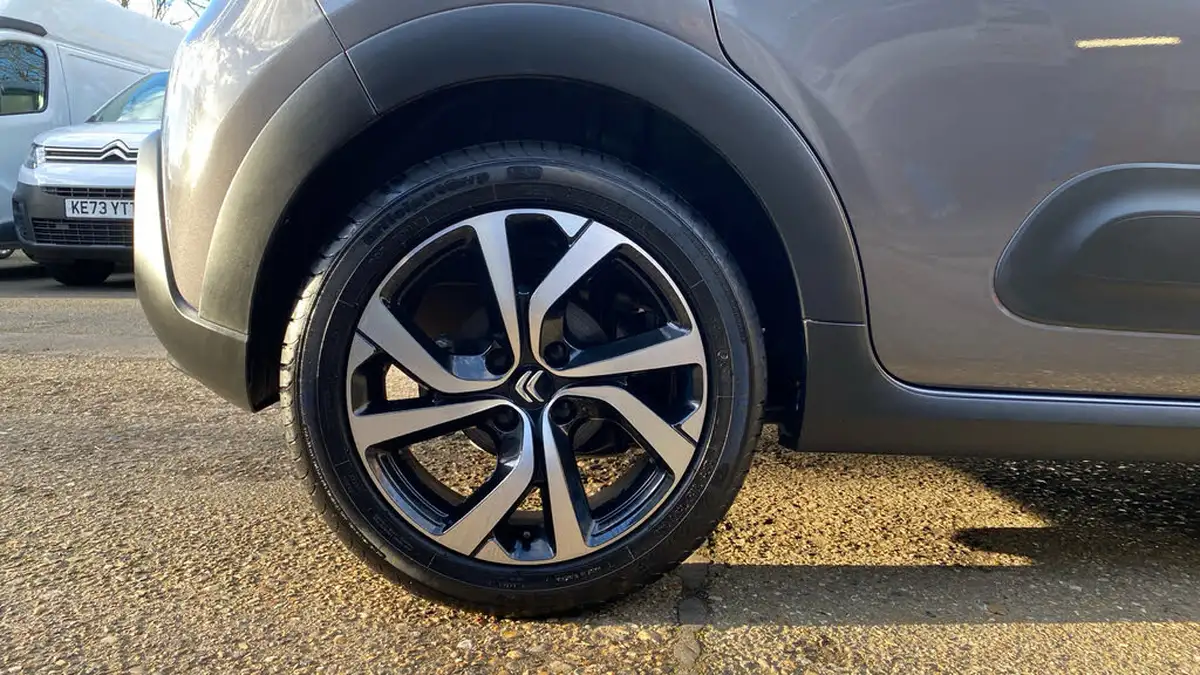 2024-citroen-c3-12-puretech-max-110ps-eat6-big-14