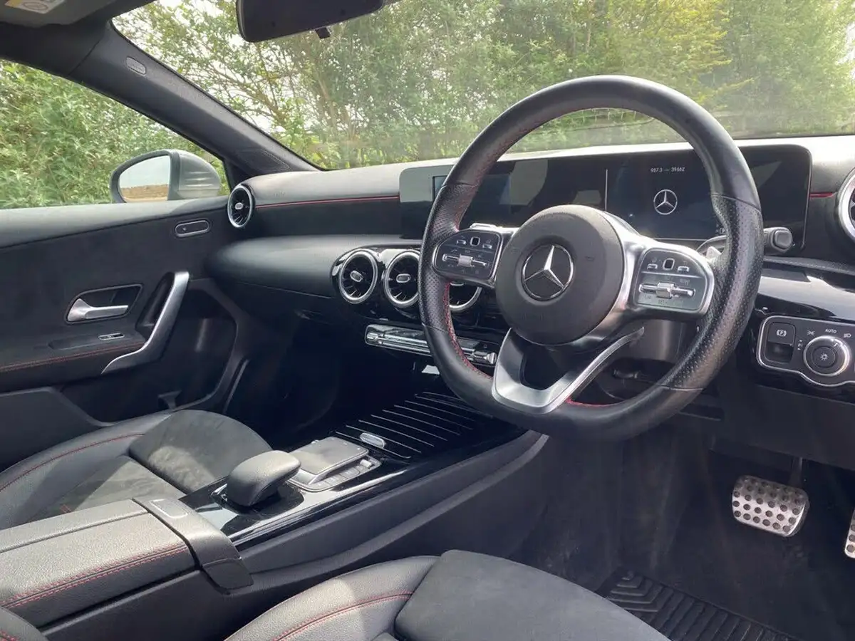 2020-mercedes-benz-a-class-20d-a200d-amg-line-hatchback-5d-big-3