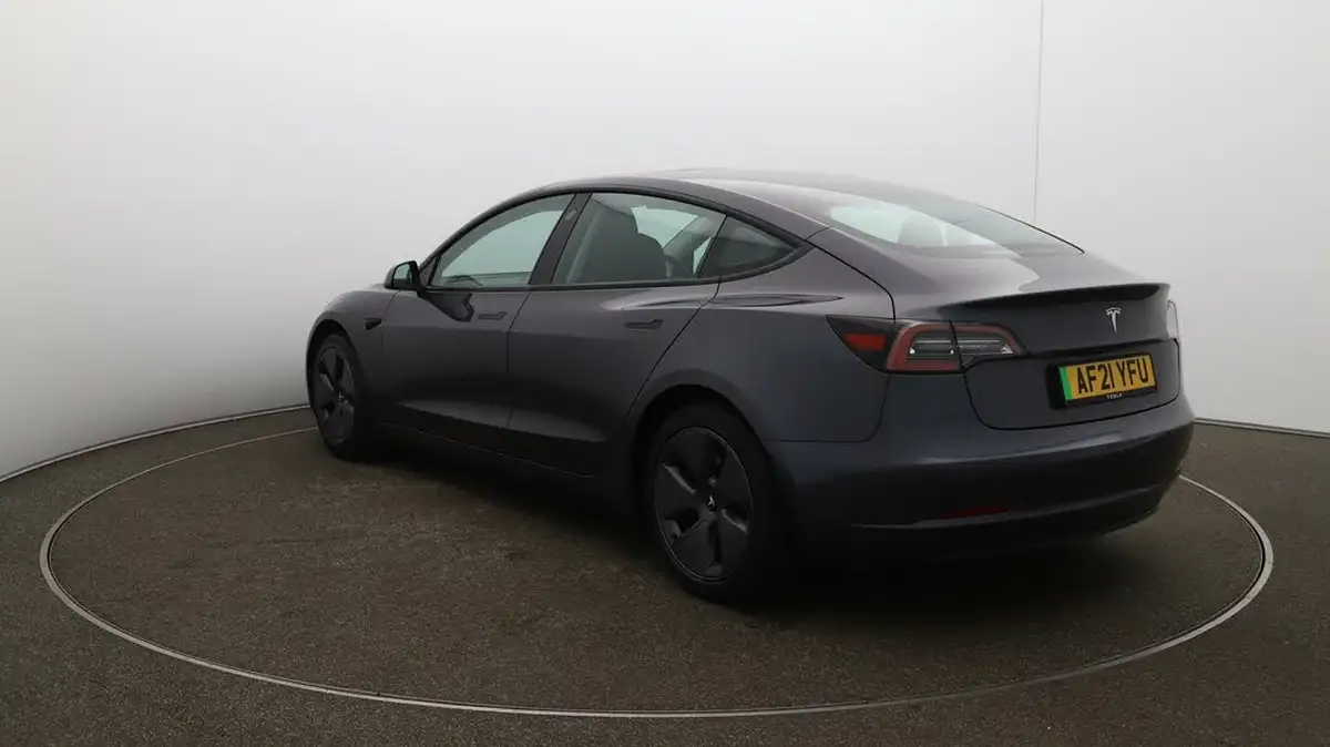 2021-tesla-model-3-e-standard-plus-big-54