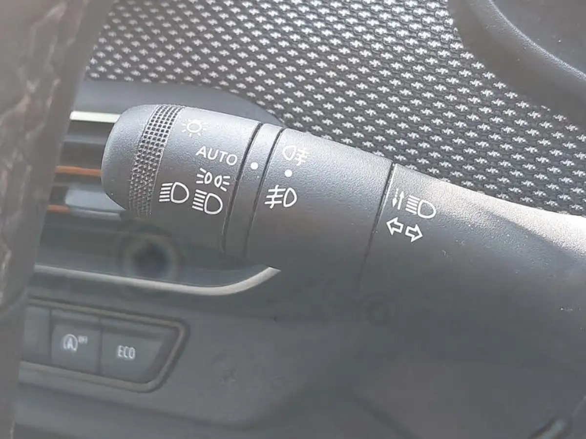 2022-dacia-sandero-stepway-10-tce-comfort-90bhp-big-17