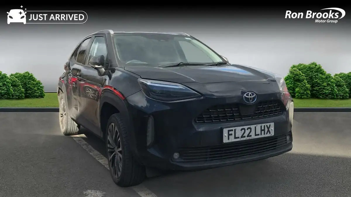 2022-toyota-yaris-cross-15-vvt-i-excel-big-0